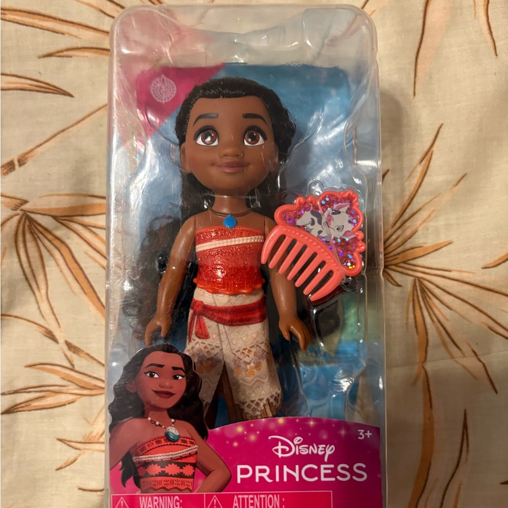 Disney Princess Moana Petite Doll with Red and Orange Outfit